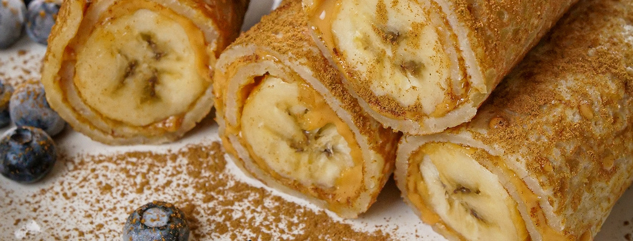 CREPES COM BANANA E MANTEIGA DE AMENDOIM