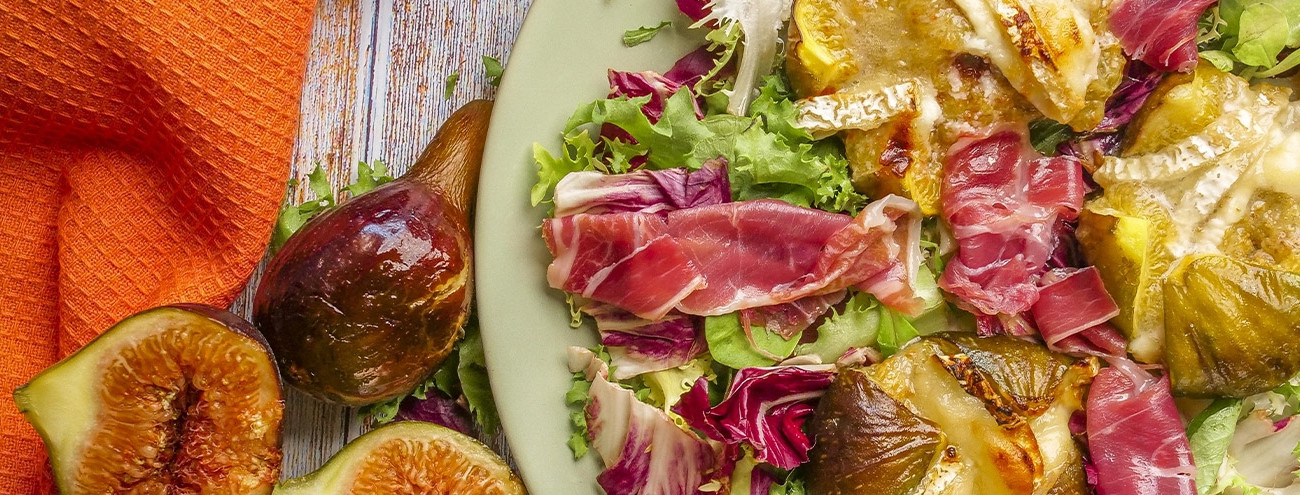 SALADA DE FIGOS COM QUEIJO E PRESUNTO